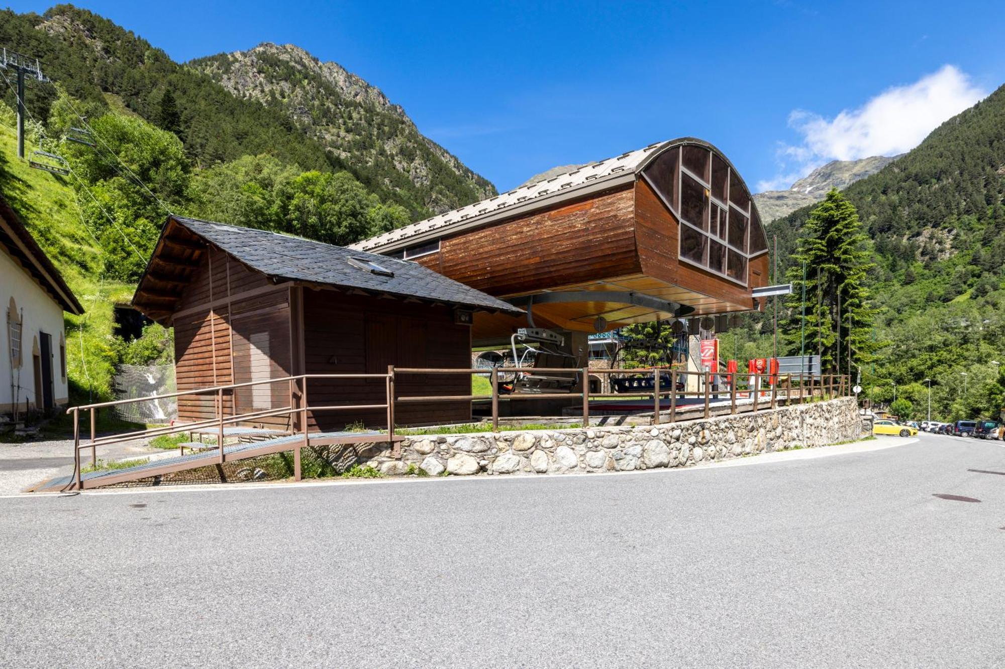 Increibles Vistas Al Valle De Arinsal Ny - A Pie De Pistas - Parking Incluido L By Bonesvacances 外观 照片
